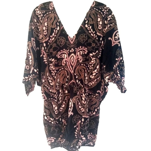 Angie Women's Boho Style Lace Up Detail Romper Size Medium - Picture 3 of 4